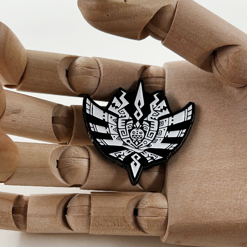MH4 Monster Hunter-4 Logo Badg - Vintage Collectible Pins 评论和价格