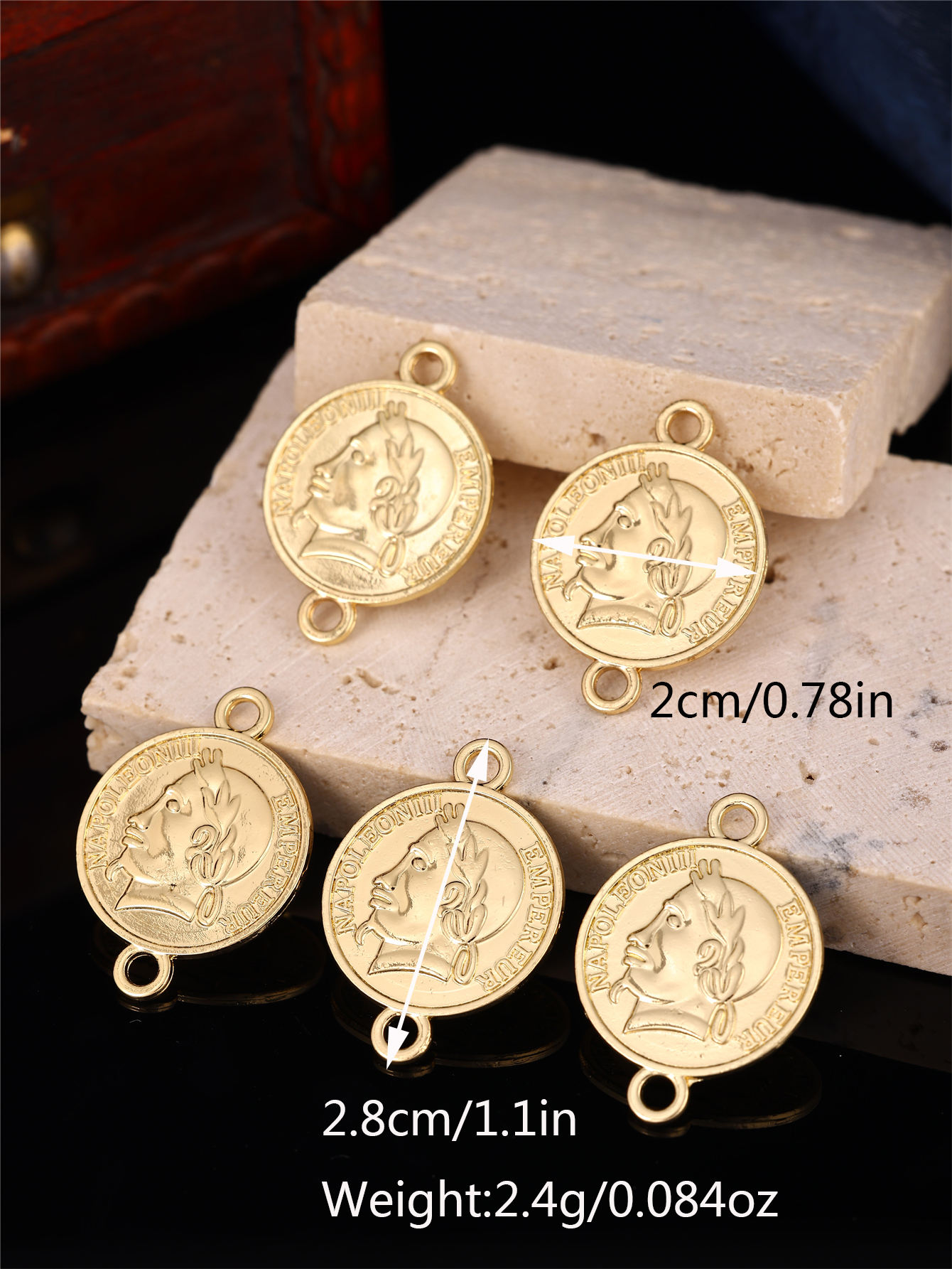 Coin-Shaped DIY Women's Robe A - Vintage Collectible Item 评论和价格