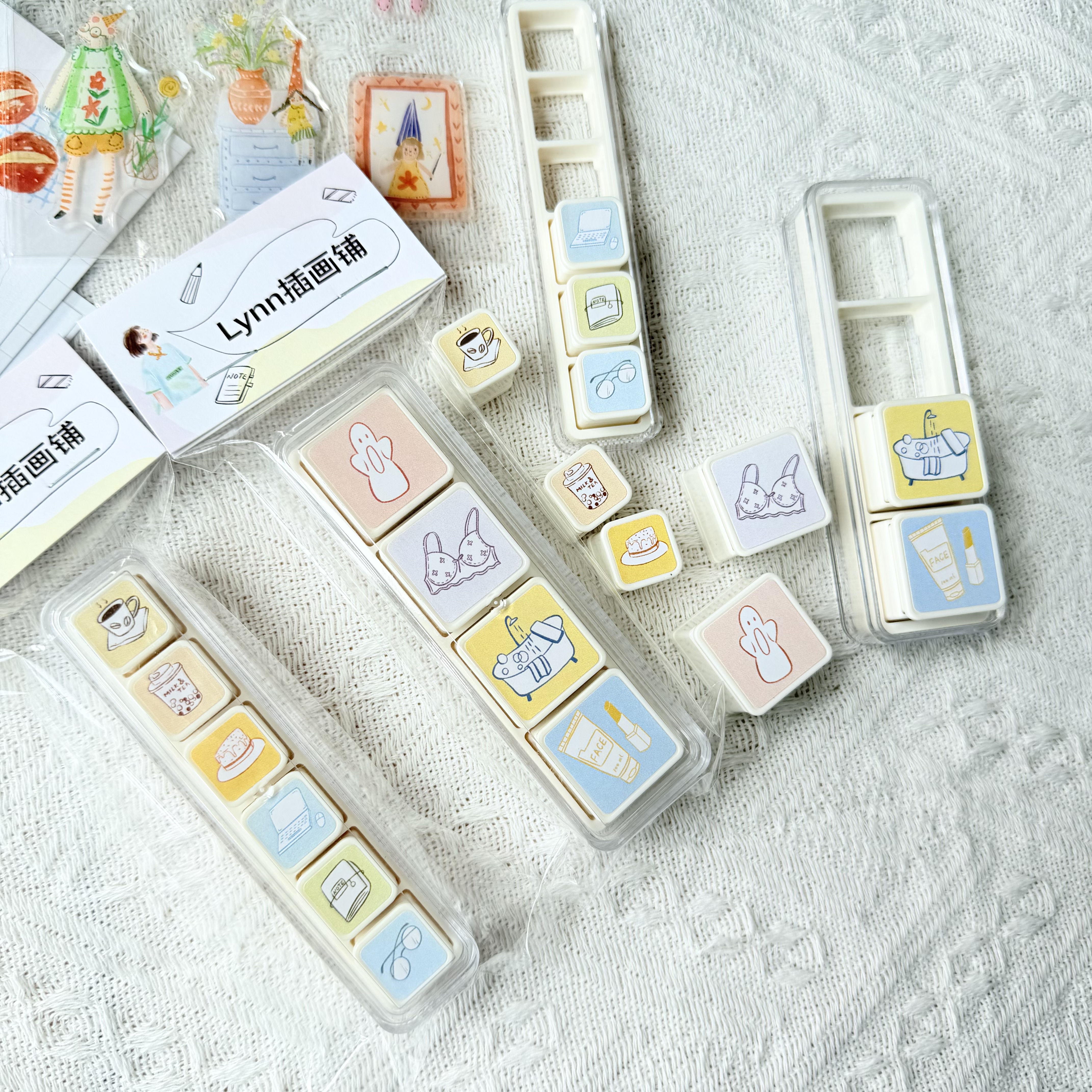Lynn Studio Vintage Girls' Dai - Vintage Collectible Stamps 评论和价格