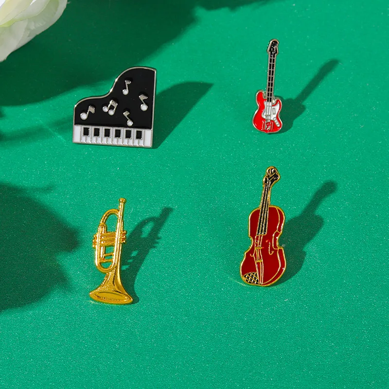 Musical Instrument Enamel Lape - Vintage Collectible Pins 评论和价格